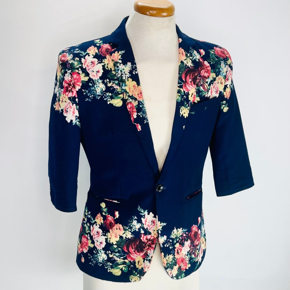 Floral Blazer Jacket with ¾ Length Sleeves - Hart & Hive